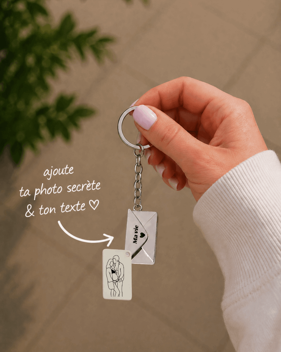 porte-clé gravé avec dessin en line art à partir d'une photo, idée cadeau couple

